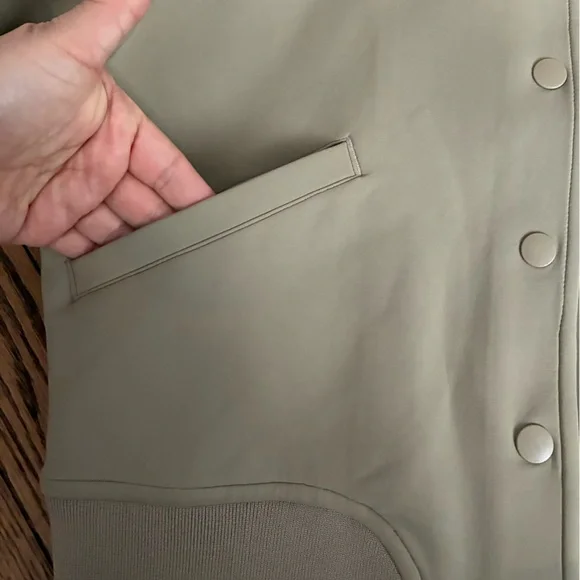 Lululemon Snap-Front Collegiate Jacket XS - Picture 4 of 7